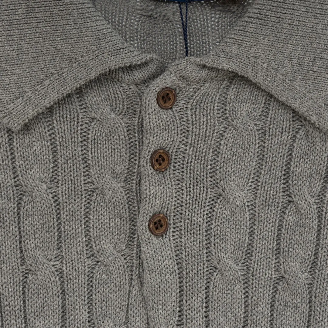 P300 top version (different currencies) You can scan the code to enter the official website Style: Ralph Lauren POLO Ralph Lauren small label embroidery knitted old money style lapel long-sleeved POLO Color: Picture color Size: S-XL Fabric: Pure cotton Accessories: Full set of customized accessories No gender distinction, same style for men and women